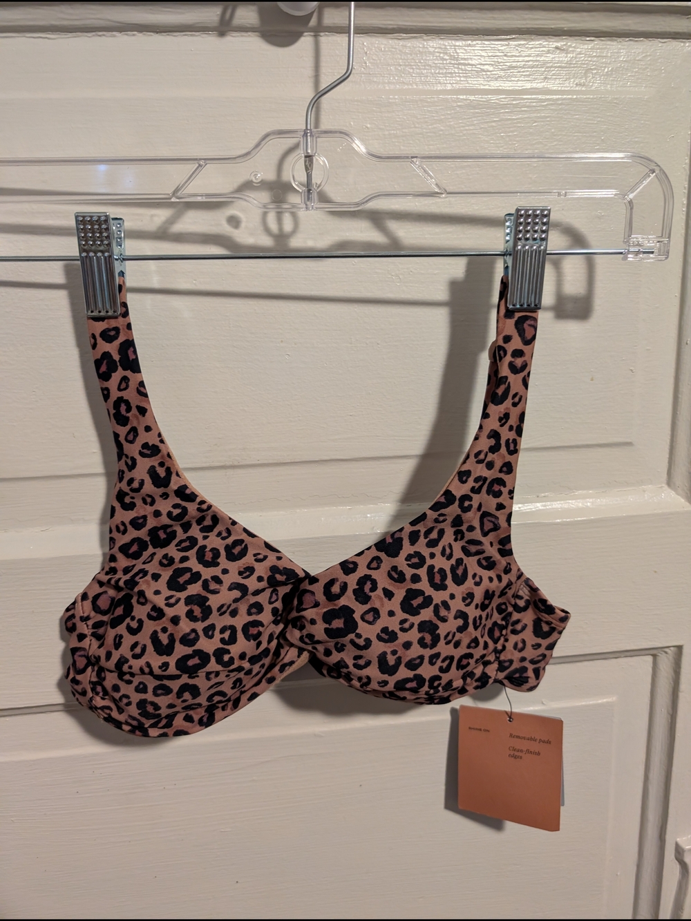 NWT Supportive Leopard Print Bikini Swim Top Shade & Shore XS